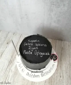 Kapatın Işıkları Kremalı Pasta