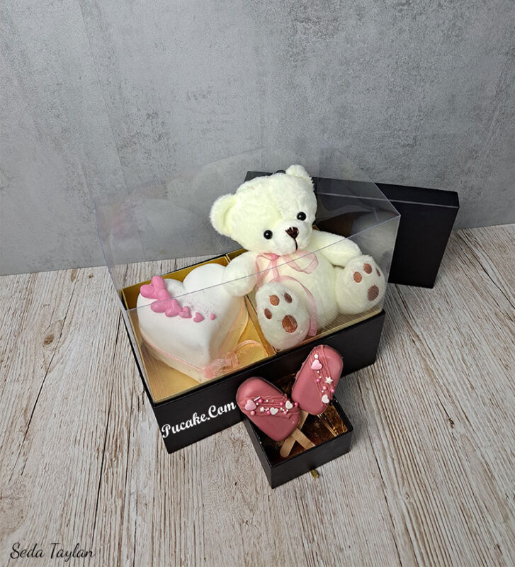 Sevgililer-Gunu-Hediyelik-Pucake