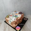 Ülke ve şehir etiketleriyle süslenmiş kahverengi bavul şeklinde pasta