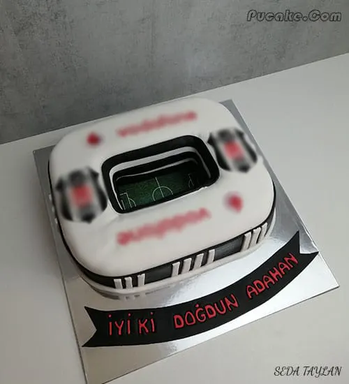 siyah-beyaz-taraftar-pasta-2